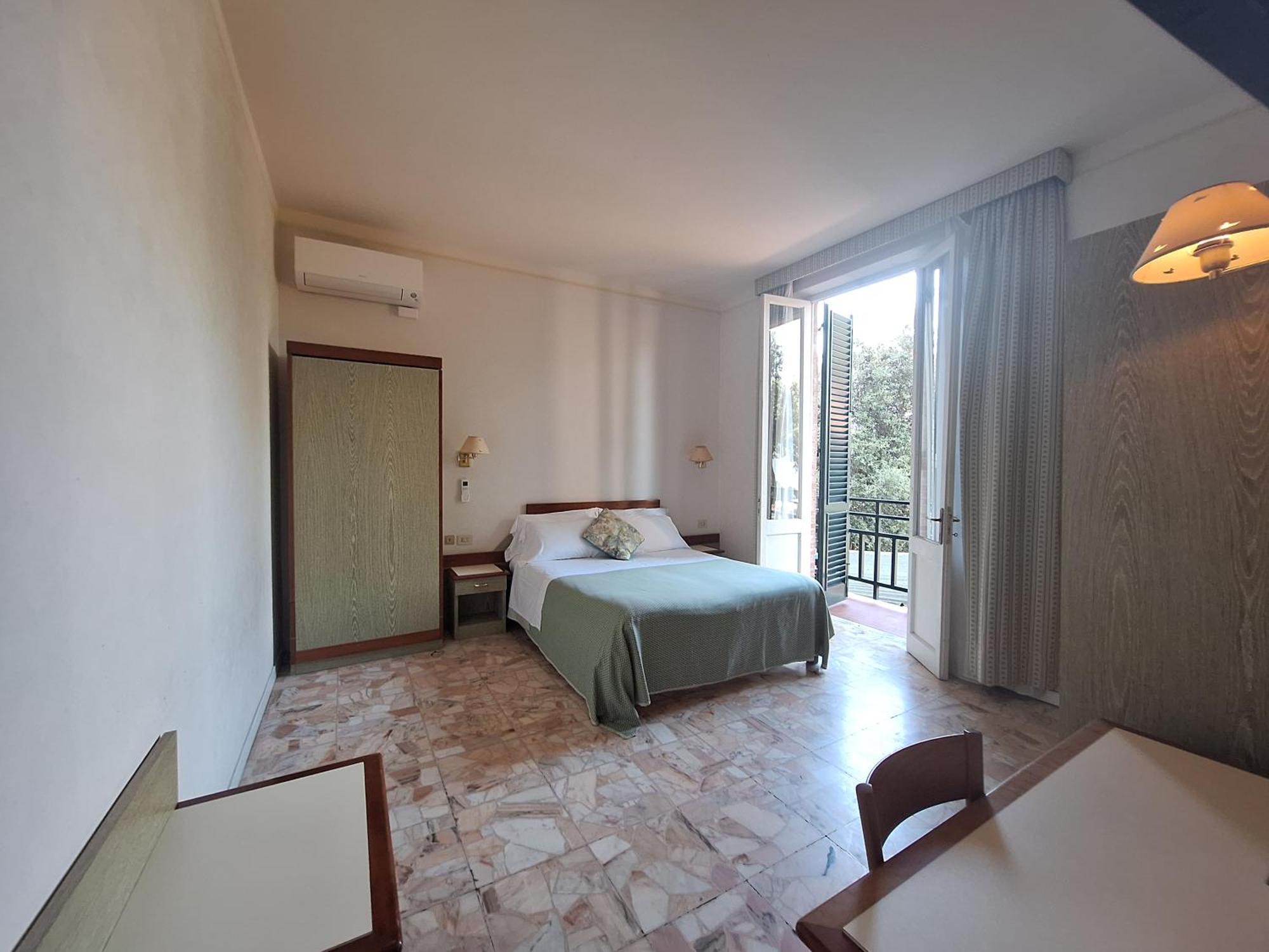 Hotel Villa Tiziana Marina di Pietrasanta Εξωτερικό φωτογραφία